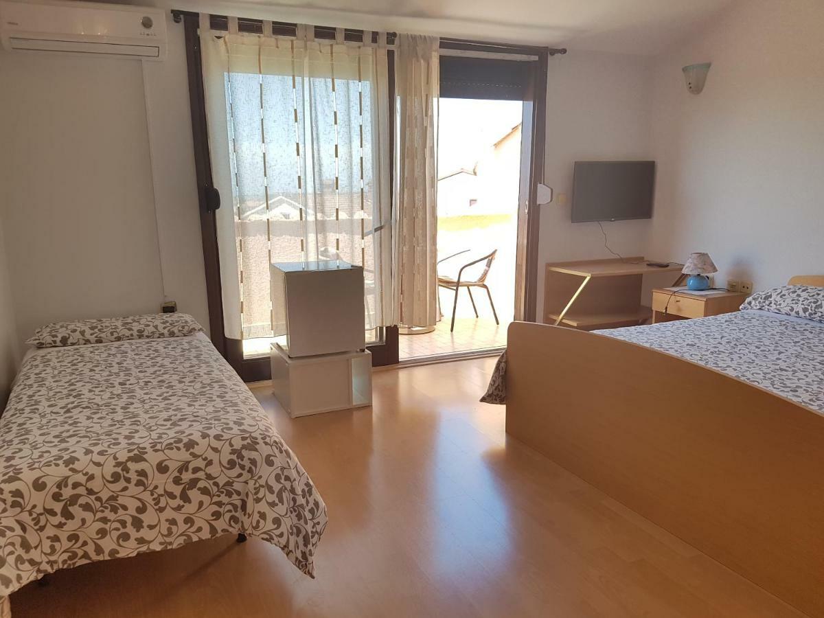 Rooms Siesta Porec Exterior photo